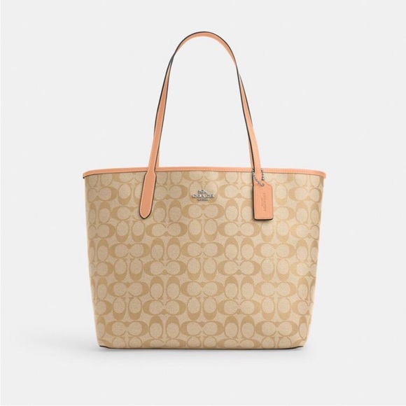 NWT！COACH CITY TOTE BAG IN SIGNATURE CANVAS（COACH 5696）fast shipping